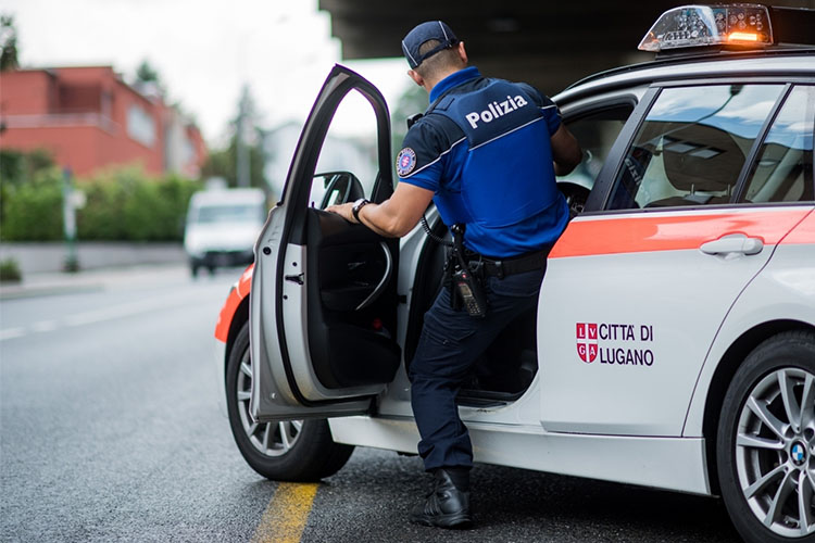 Come si può ridurre la revoca della licenza di guida